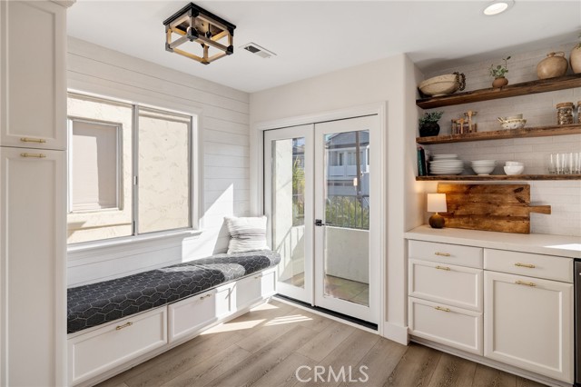 1722 Harper Avenue, Redondo Beach CA: https://media.crmls.org/medias/cbaca425-6b66-4bec-9910-6036b4feb140.jpg