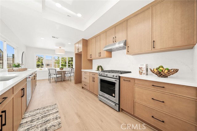 Detail Gallery Image 16 of 61 For 13802 Margene, Irvine,  CA 92620 - 5 Beds | 4 Baths