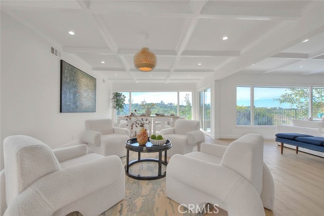 Detail Gallery Image 12 of 75 For 4701 Don Miguel, Los Angeles,  CA 90008 - 3 Beds | 3 Baths