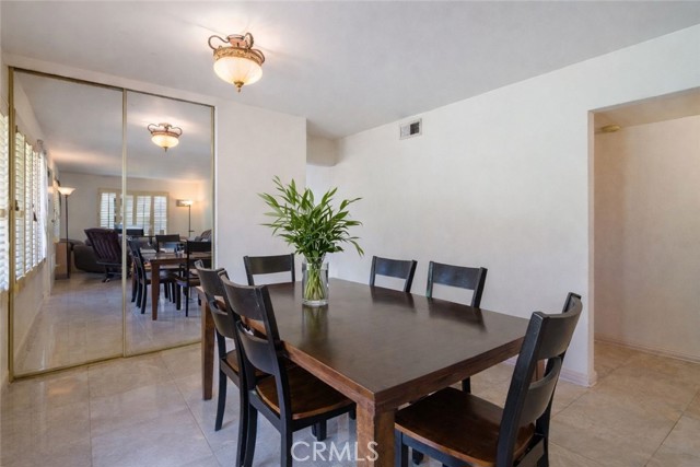 Detail Gallery Image 9 of 30 For 18237 Solano River Ct, Fountain Valley,  CA 92708 - 2 Beds | 2 Baths