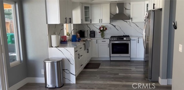 26734 Caravan Cir, Corona CA: https://media.crmls.org/medias/cbadff89-eb04-4230-bc8c-d25daf36b715.jpg