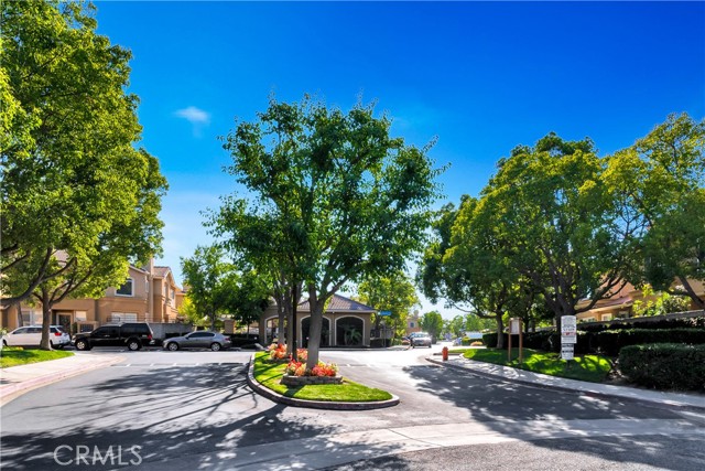 5104 E Henley Place, Orange CA: https://media.crmls.org/medias/cbae0d6b-ee47-42d5-b906-296c9731e4a6.jpg