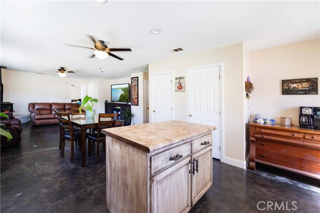 Detail Gallery Image 4 of 23 For 24160 Lenox Ln #B,  Murrieta,  CA 92562 - 3 Beds | 2 Baths