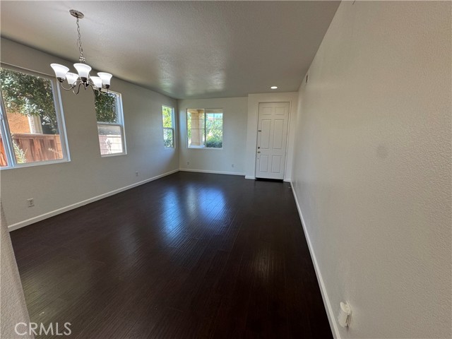 Detail Gallery Image 2 of 23 For 31973 Browning St, Murrieta,  CA 92563 - 4 Beds | 2/1 Baths