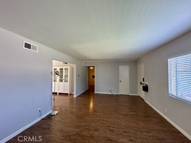 Detail Gallery Image 5 of 28 For 1238 Dunwich Ave, Torrance,  CA 90502 - 3 Beds | 2 Baths