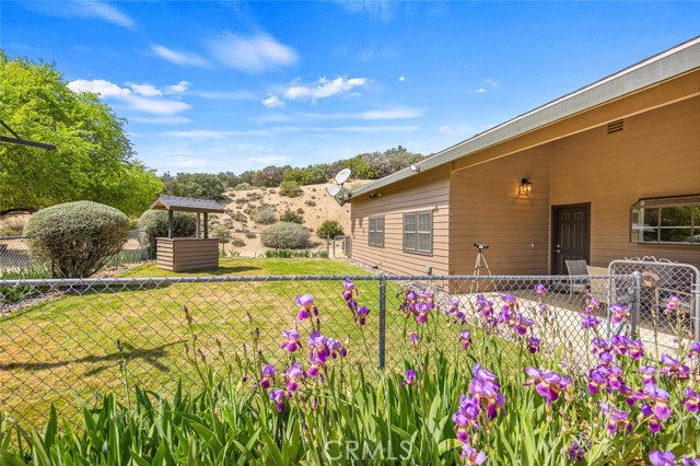 Detail Gallery Image 5 of 65 For 11551 Lonesome Valley, Leona Valley,  CA 93551 - 3 Beds | 2 Baths