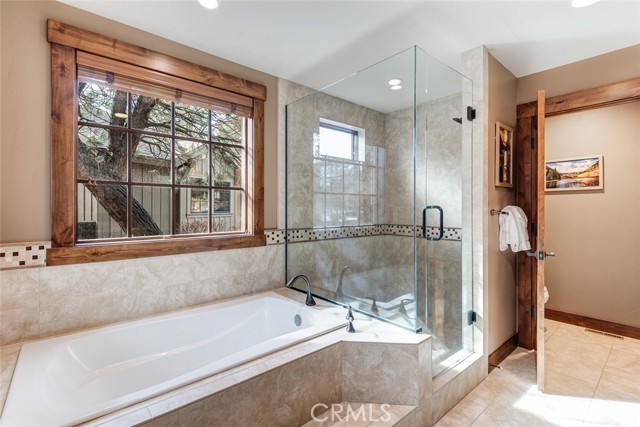 Detail Gallery Image 10 of 25 For 17719 Caldera Springs Dr, –,  OR 97707 - 3 Beds | 4 Baths