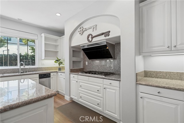 25 Winfield Drive, Ladera Ranch CA: https://media.crmls.org/medias/cbb084f0-7f1c-463d-b7dd-0ca0c08bb2cf.jpg