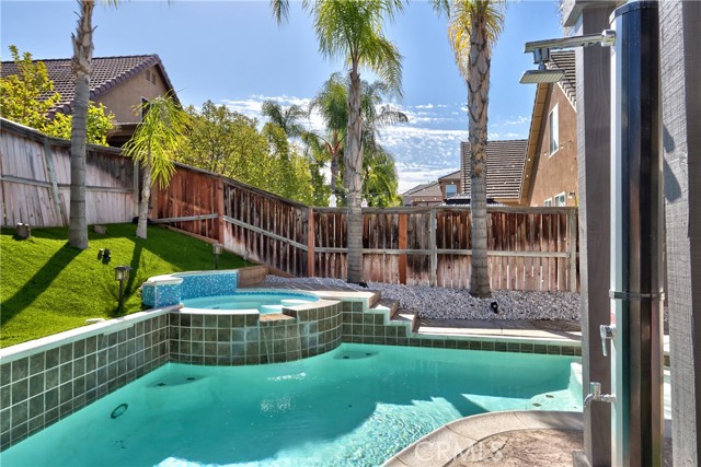 Detail Gallery Image 44 of 58 For 44366 Dorchester, Temecula,  CA 92592 - 4 Beds | 2/1 Baths