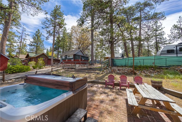 Detail Gallery Image 28 of 39 For 725 Temple Ln, Big Bear Lake,  CA 92315 - 3 Beds | 2/1 Baths