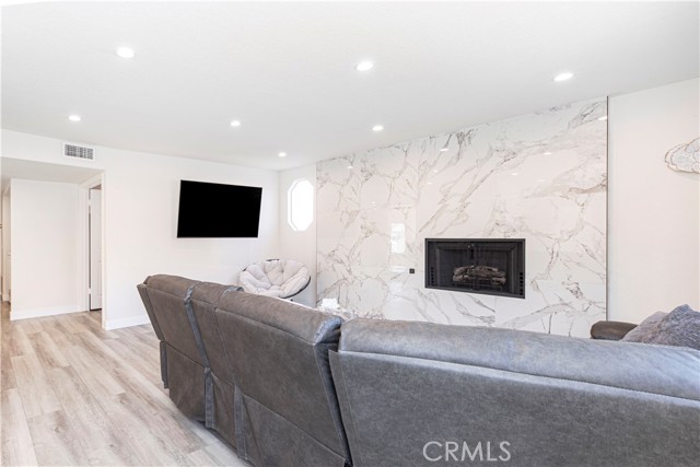 83960 Hopi Avenue, Indio CA: https://media.crmls.org/medias/cbb1ae2c-dcaf-4b4f-a11b-257a5006581d.jpg