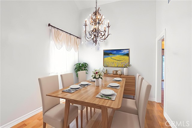 24302 Vista Ridge Drive, Valencia CA: https://media.crmls.org/medias/cbb24155-45fc-4af3-a8eb-54fb69a5ffbf.jpg