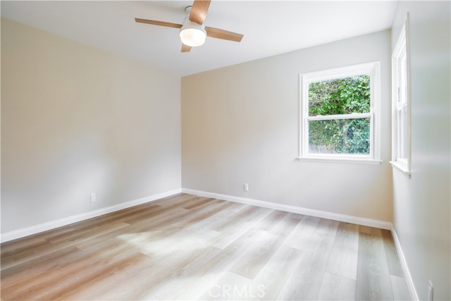 21032 Cantara Street, Canoga Park CA: https://media.crmls.org/medias/cbb2cd08-6eff-4fb0-9539-870388fd7ea7.jpg