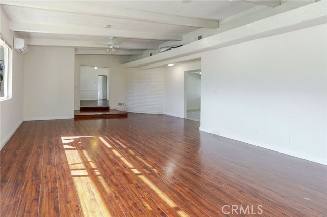 1123 S Walnut Avenue, West Covina CA: https://media.crmls.org/medias/cbb41126-4c54-4d8a-acac-b8029dbce10a.jpg