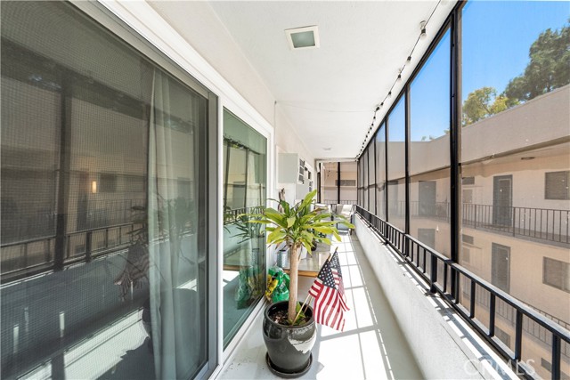 5630 Ravenspur Drive, Rancho Palos Verdes, California 90275, 1 Bedroom Bedrooms, ,2 BathroomsBathrooms,Residential,Sold,Ravenspur,OC22186647