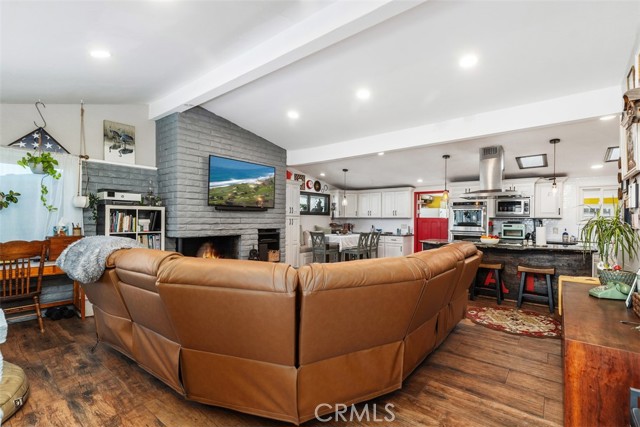 Detail Gallery Image 10 of 38 For 20292 Riverside, Newport Beach,  CA 92707 - 4 Beds | 2 Baths