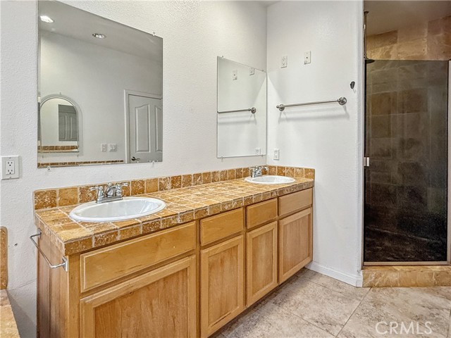 57466 Buena Suerte Road, Yucca Valley CA: https://media.crmls.org/medias/cbb6623a-f50e-4b6c-bda8-d83d77fe1959.jpg