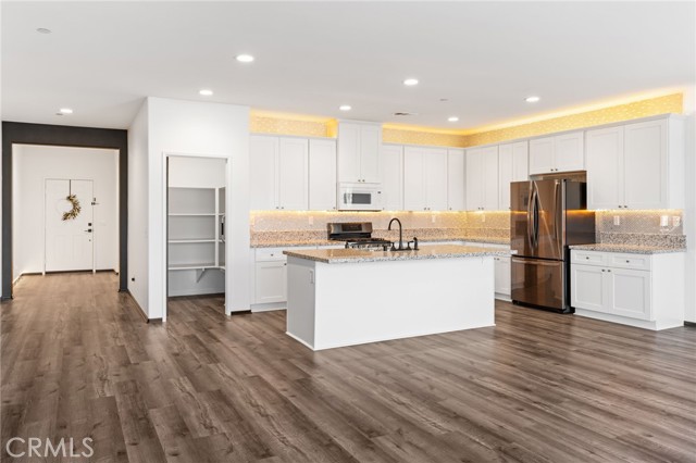 Detail Gallery Image 9 of 60 For 931 Bordeaux, San Jacinto,  CA 92582 - 3 Beds | 2 Baths