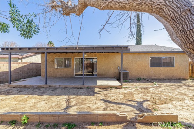 Detail Gallery Image 33 of 37 For 44125 Rodin, Lancaster,  CA 93535 - 4 Beds | 2 Baths