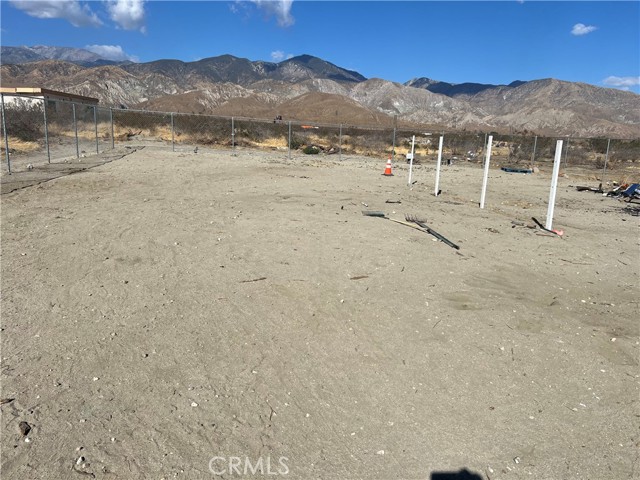 2 Ben, Cabazon CA: https://media.crmls.org/medias/cbb75991-062f-438e-8b0c-53cf98782b56.jpg