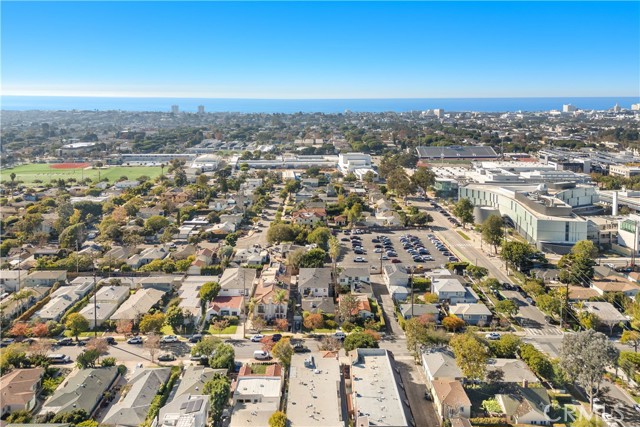 Detail Gallery Image 13 of 25 For 2332 20th St, Santa Monica,  CA 90405 - – Beds | – Baths