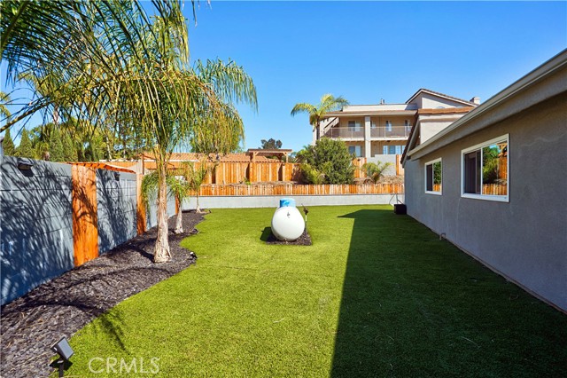 Detail Gallery Image 38 of 56 For 29870 White Sail, Canyon Lake,  CA 92587 - 4 Beds | 2 Baths