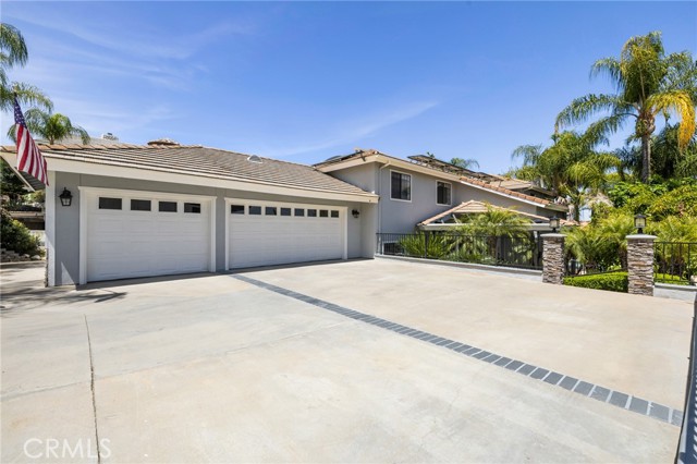 Image 3 of 75 For 31502 Emperor Drive