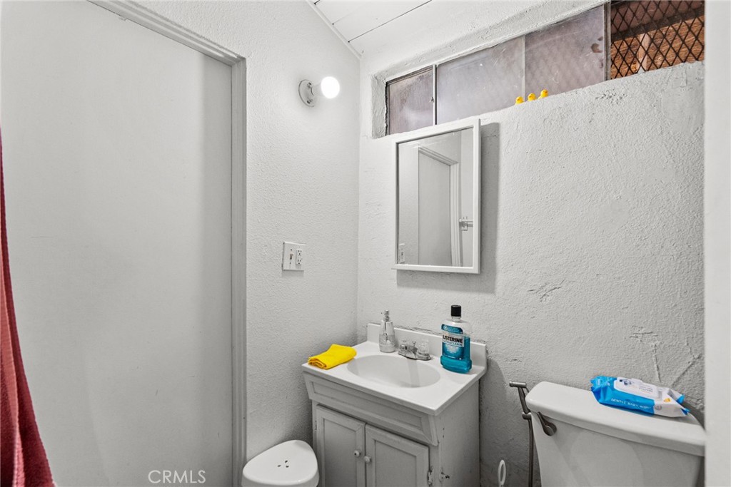 https://media.crmls.org/medias/cbba1e78-6244-4fb5-a180-0db793eedbbf.jpg?preset=X-Large
