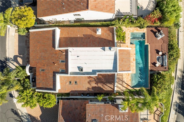 Detail Gallery Image 17 of 42 For 24412 Voltara Ct, Calabasas,  CA 91302 - 4 Beds | 4 Baths