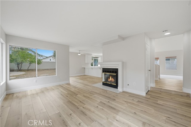 Detail Gallery Image 9 of 42 For 25547 Blackthorne Dr, Murrieta,  CA 92563 - 3 Beds | 3 Baths