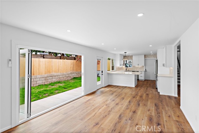 121 Avenida Santa Margarita, San Clemente CA: https://media.crmls.org/medias/cbbd92ef-e9ac-453b-b619-804535faffb6.jpg