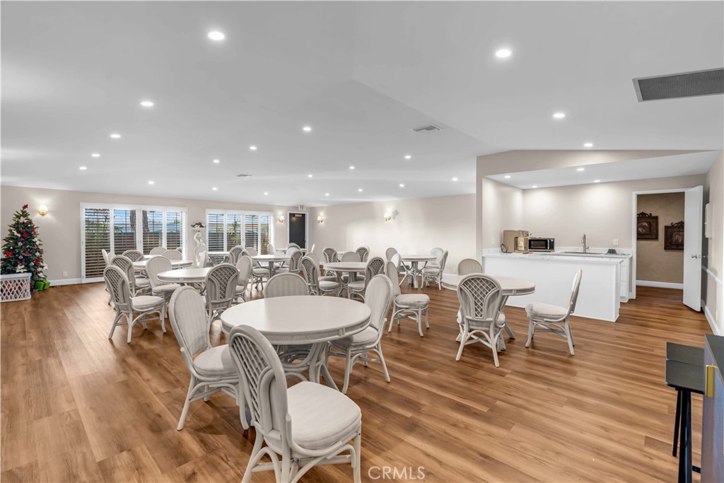 MLS #OC25276315 image #25