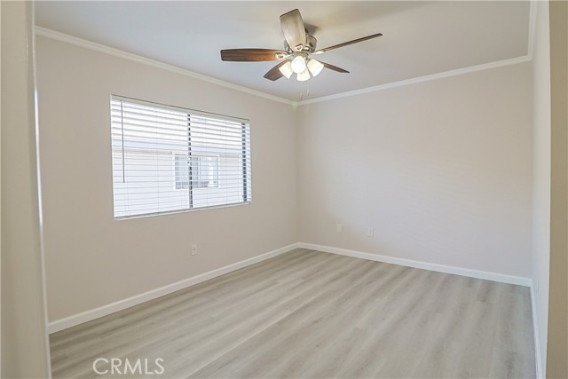 8338 Woodley Pl, North Hills CA: https://media.crmls.org/medias/cbbde488-1556-4ac3-989d-c8676ac2af37.jpg