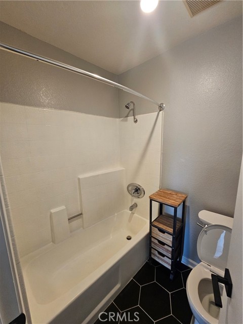 536 Stone Harbor Circle, La Habra CA: https://media.crmls.org/medias/cbbe161f-4379-414d-9bcb-5eb86b88755e.jpg