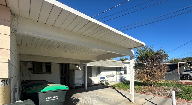 Detail Gallery Image 2 of 32 For 307 Santo, San Jacinto,  CA 92583 - 2 Beds | 2 Baths