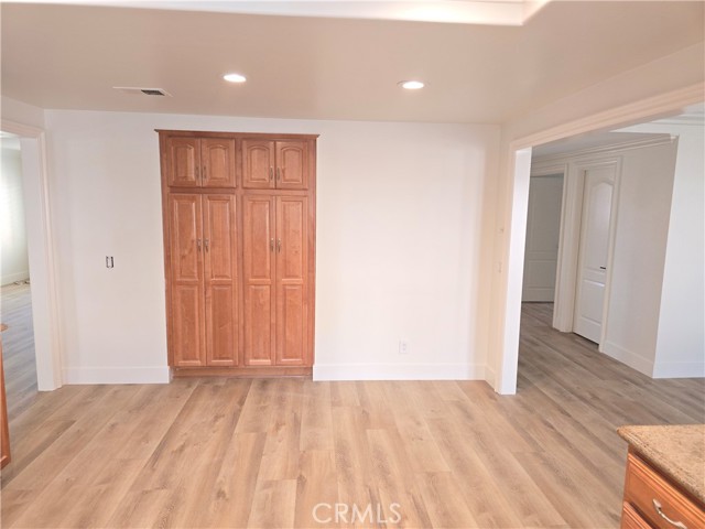 Detail Gallery Image 10 of 47 For 1013 Cannonade Cir, Costa Mesa,  CA 92626 - 5 Beds | 3 Baths