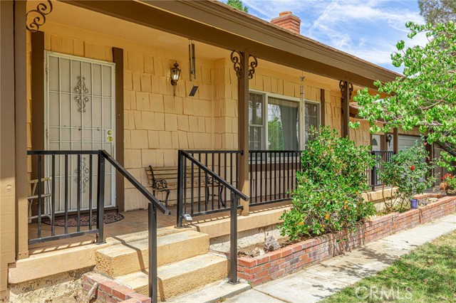 42631 51st W Street, Quartz Hill CA: https://media.crmls.org/medias/cbbf6fde-d613-42de-a1cd-84f065d75c7a.jpg