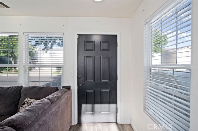 Detail Gallery Image 5 of 29 For 3749 Morningside Ave, Merced,  CA 95348 - 3 Beds | 2/1 Baths
