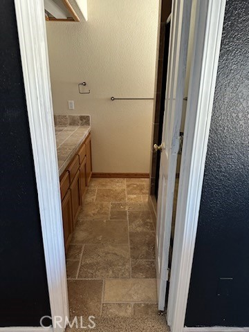 Detail Gallery Image 9 of 52 For 16601 Redwing Rd, Apple Valley,  CA 92307 - 3 Beds | 3/1 Baths