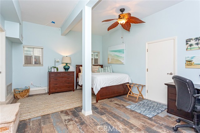 Cbbff2df 6d32 4508 9b9d A988ca3c7596