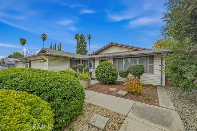 Detail Gallery Image 4 of 52 For 3447 La Jolla, Merced,  CA 95348 - 4 Beds | 2 Baths