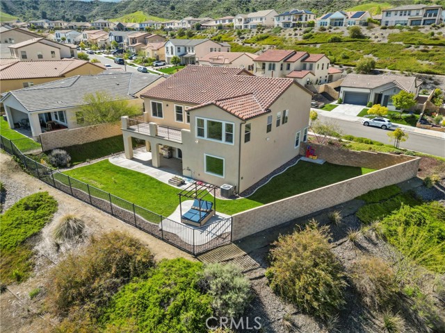 Detail Gallery Image 5 of 56 For 18797 Big Cedar Dr, Canyon Country,  CA 91387 - 5 Beds | 3 Baths