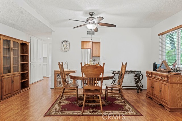 Detail Gallery Image 50 of 61 For 19439 Oak Crossing Rd, Newhall,  CA 91321 - 2 Beds | 2 Baths