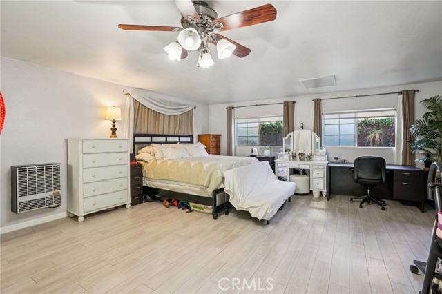 5810 Denny Avenue, North Hollywood CA: https://media.crmls.org/medias/cbc10c09-4d52-4460-9415-88b025582afd.jpg