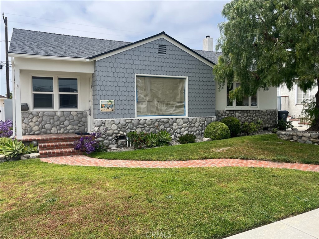 2001 Manzanita Lane
