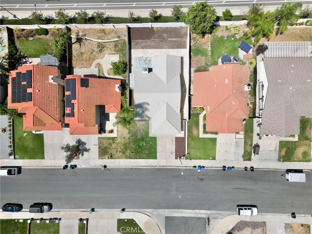 https://media.crmls.org/medias/cbc2d6df-8df0-45eb-8f4a-d58f6dad96cf.jpg?preset=X-Large