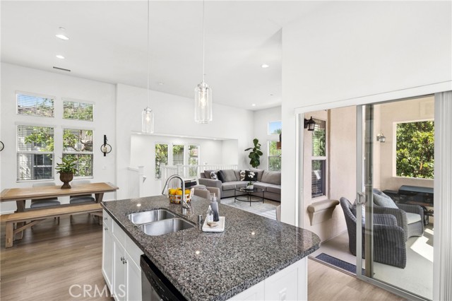 Detail Gallery Image 8 of 24 For 38 Nature, Irvine,  CA 92620 - 2 Beds | 2 Baths