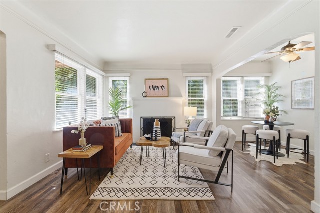 Detail Gallery Image 2 of 27 For 236 West 1st Avenue, Chico,  CA 95926 - 3 Beds | 1/1 Baths