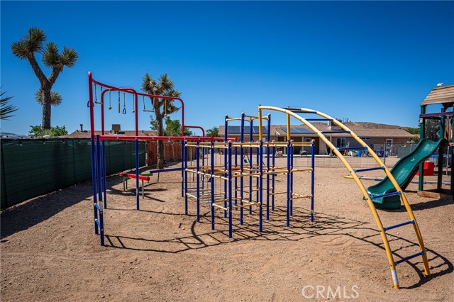 Detail Gallery Image 24 of 32 For 58650 Sun Oro Rd, Yucca Valley,  CA 92284 - 3 Beds | 2 Baths