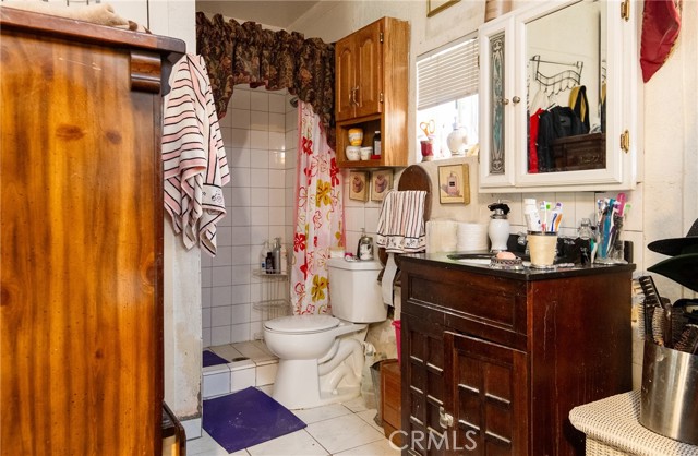 Detail Gallery Image 14 of 22 For 627 S Mcdonnell Ave, –,  CA 90022 - 2 Beds | 1 Baths